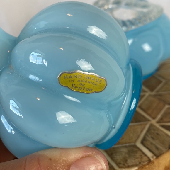 Fenton Blue and Clear Glass Set 🩵🤍 3 Pieces! - Picture 5 of 8